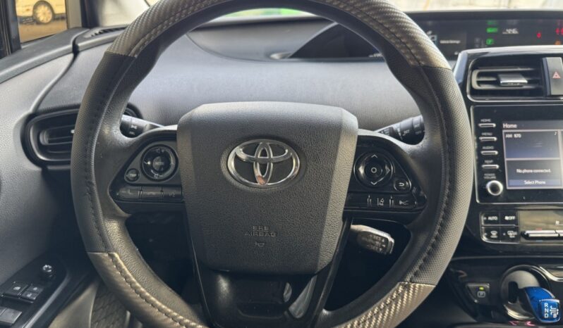 2020 Toyota Prius LE full