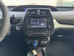 2020 Toyota Prius LE full