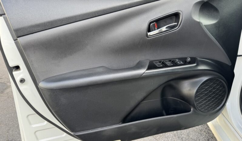 2020 Toyota Prius LE full