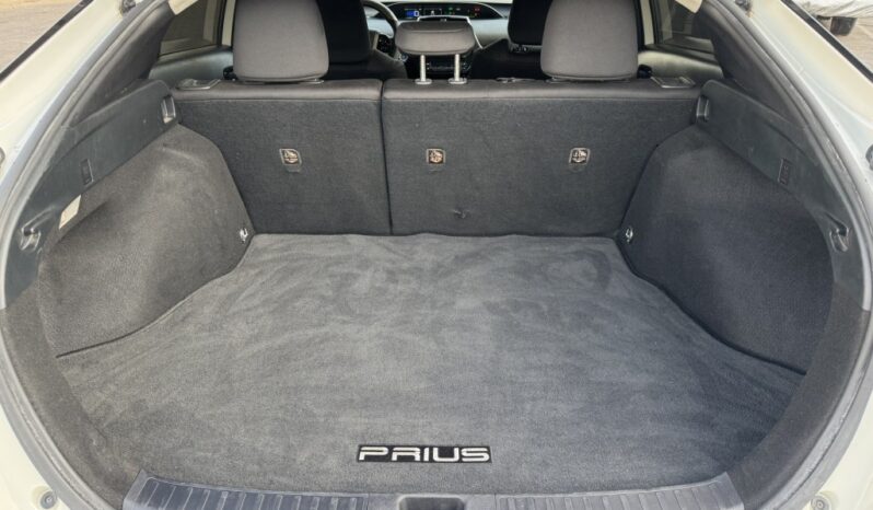 2020 Toyota Prius LE full