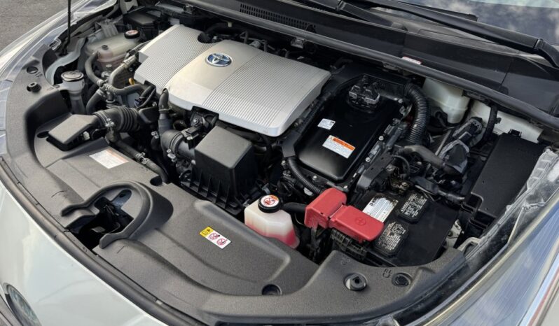 2020 Toyota Prius LE full