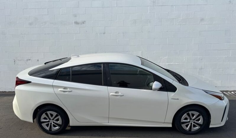 2020 Toyota Prius LE full