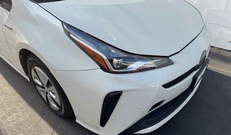 2020 Toyota Prius LE full