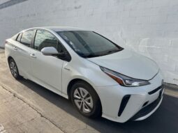 2020 Toyota Prius LE full