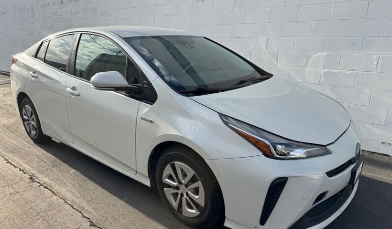 2020 Toyota Prius LE full