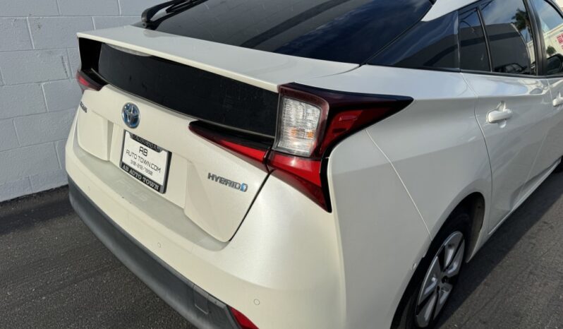 2020 Toyota Prius LE full