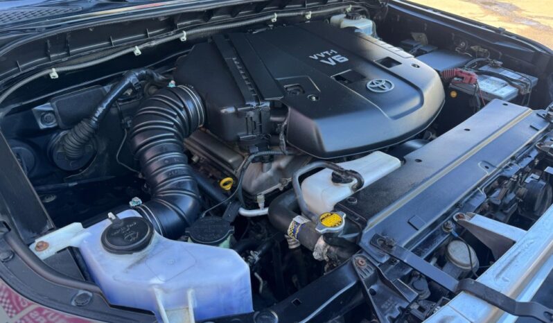 2007 Toyota FJ Cruiser Base full