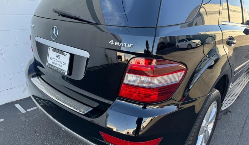 2011 Mercedes-Benz M-Class ML350 full