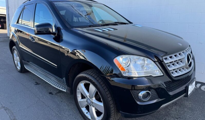 2011 Mercedes-Benz M-Class ML350 full