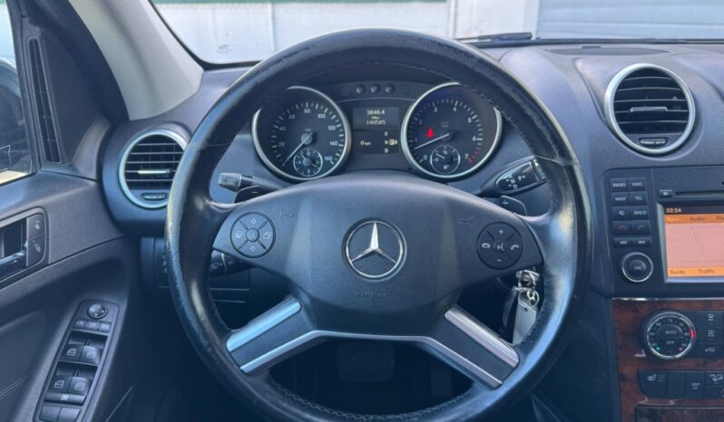 2011 Mercedes-Benz M-Class ML350 full