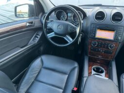 2011 Mercedes-Benz M-Class ML350 full