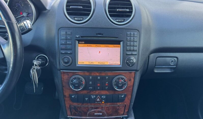 2011 Mercedes-Benz M-Class ML350 full