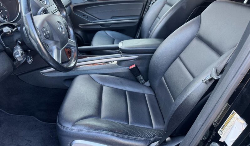 2011 Mercedes-Benz M-Class ML350 full