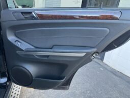 2011 Mercedes-Benz M-Class ML350 full