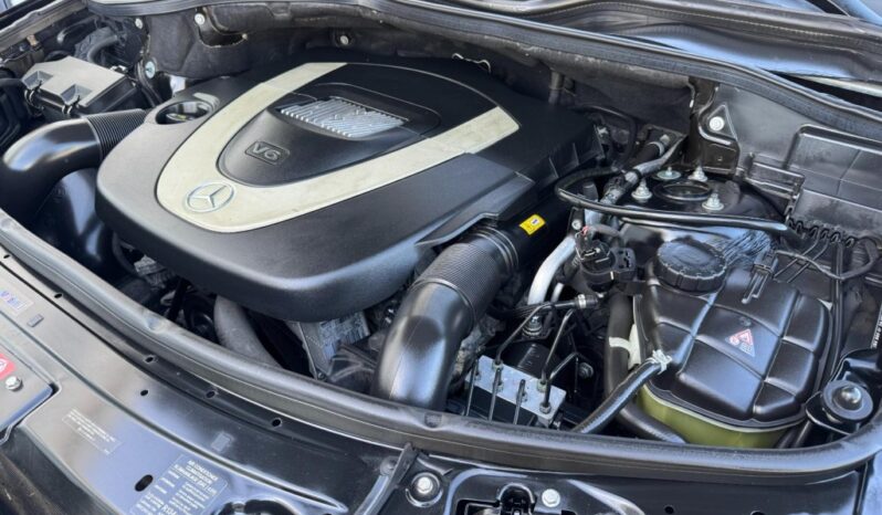 2011 Mercedes-Benz M-Class ML350 full