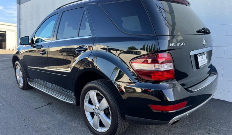 2011 Mercedes-Benz M-Class ML350 full