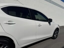 2019 Toyota Yaris LE full