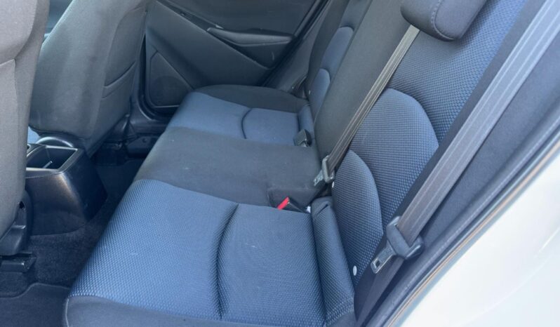 2019 Toyota Yaris LE full
