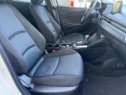 2019 Toyota Yaris LE full