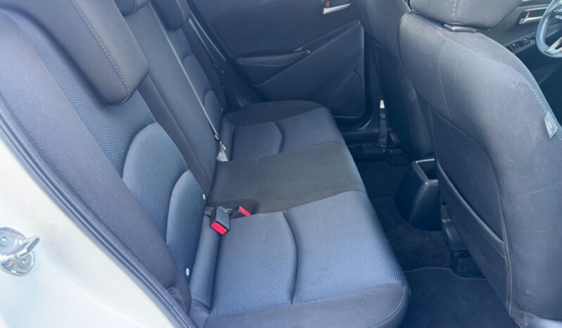 2019 Toyota Yaris LE full