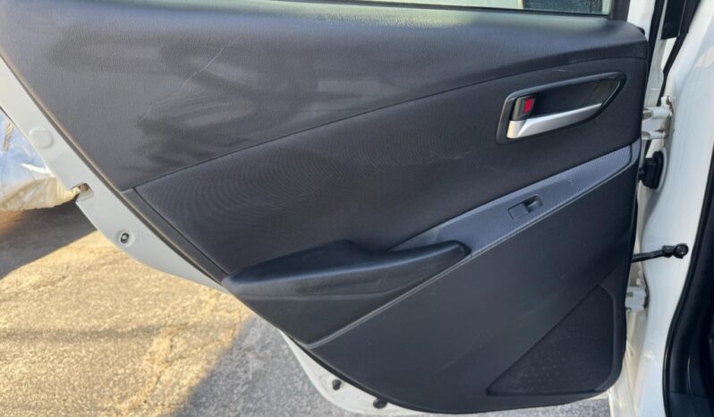 2019 Toyota Yaris LE full