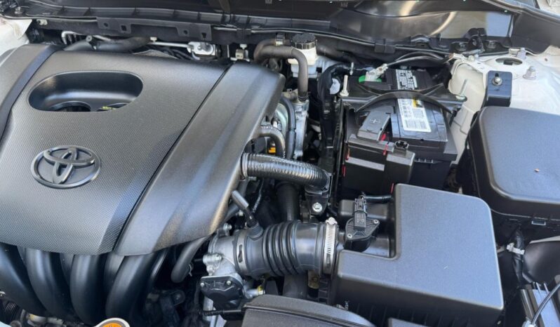 2019 Toyota Yaris LE full