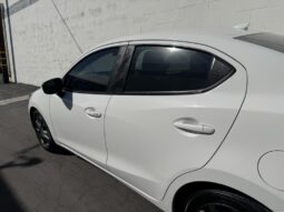 2019 Toyota Yaris LE full